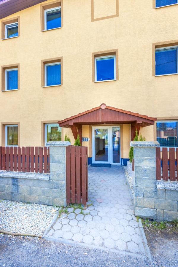 Apartman Hugo Veľký Slavkov Exteriér fotografie