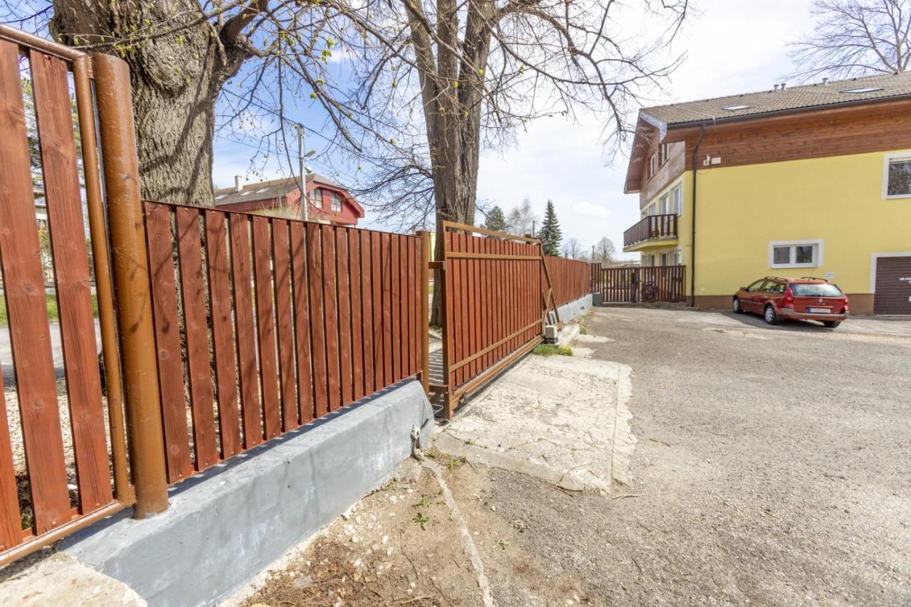 Apartman Hugo Veľký Slavkov Exteriér fotografie