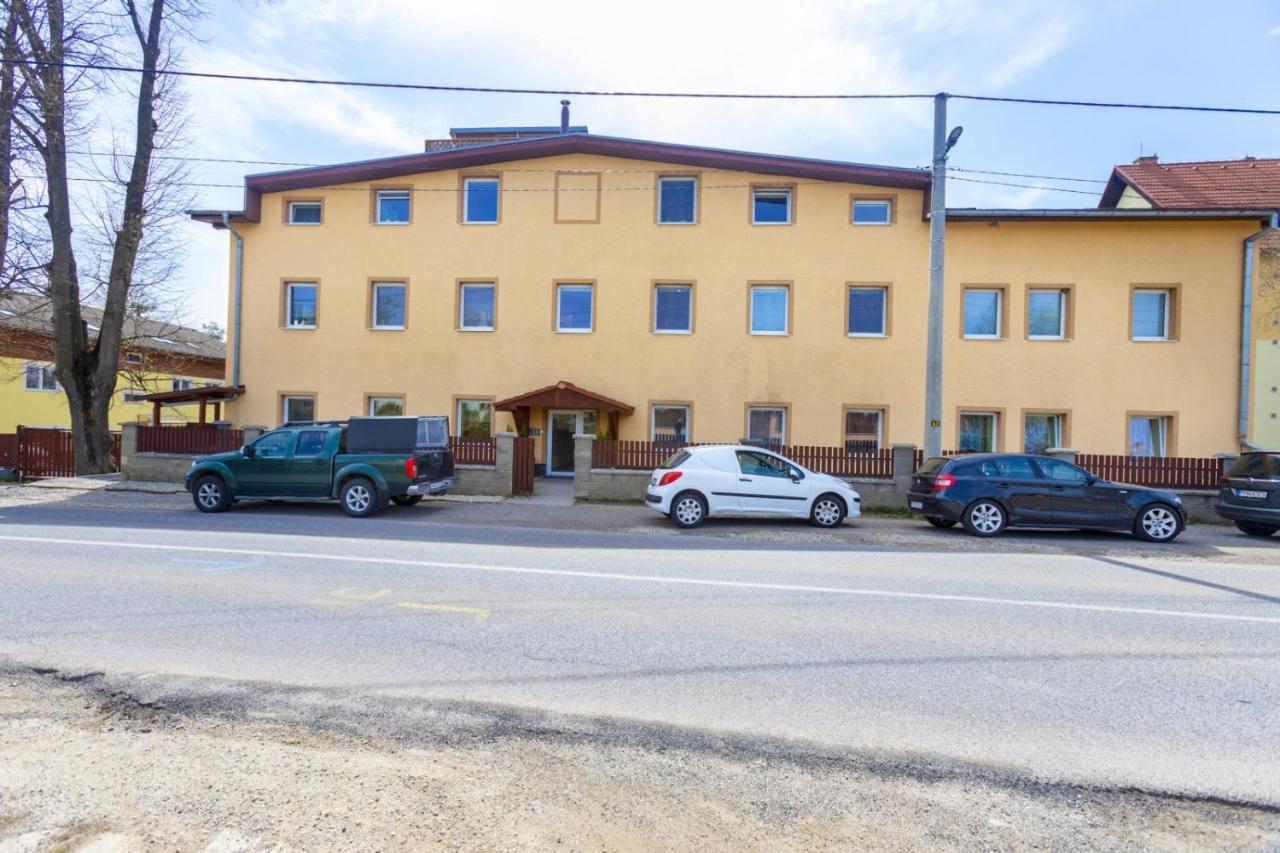 Apartman Hugo Veľký Slavkov Exteriér fotografie