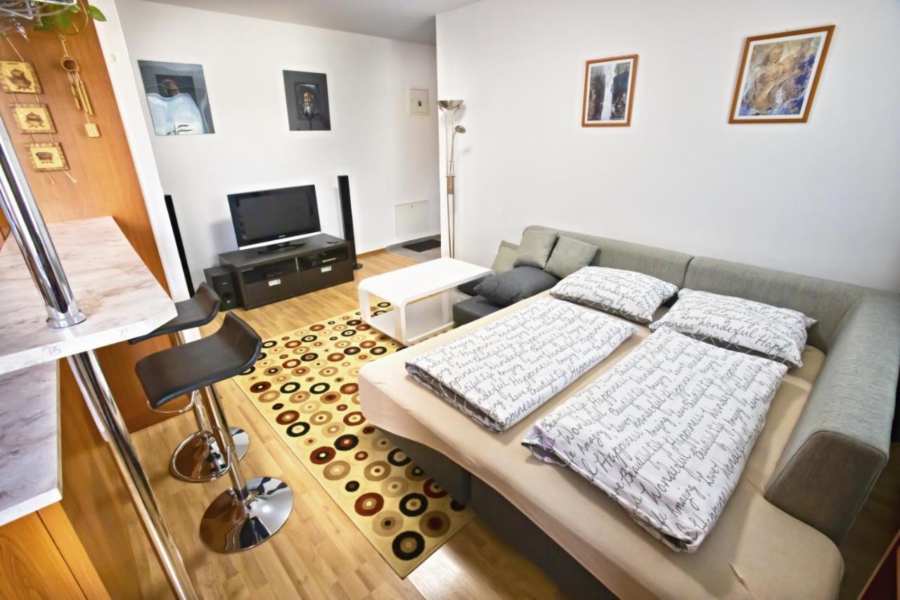 Apartman Hugo Veľký Slavkov Exteriér fotografie